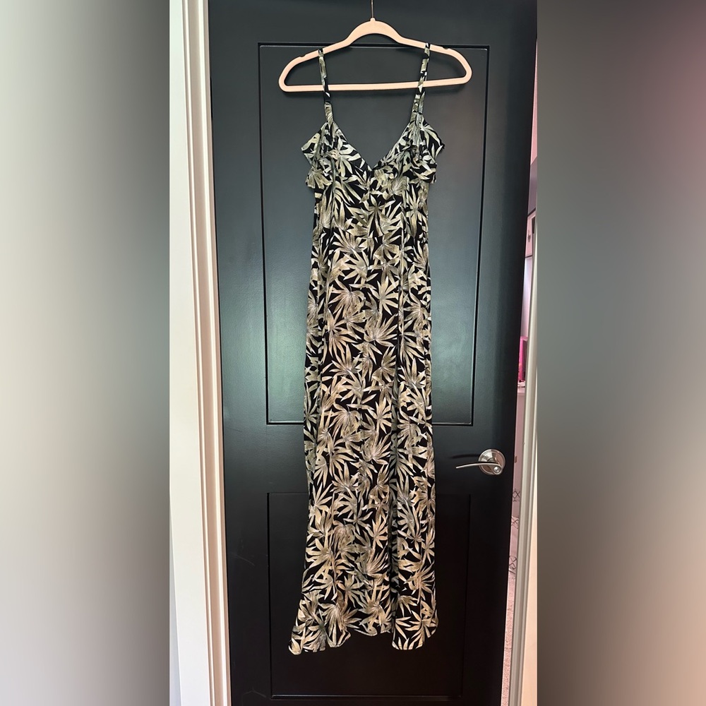 Patterned Dress - Picture 2 of 2